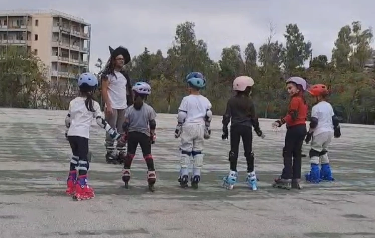 Μάθημα roller skating αρχαρίων στον Ζωγράφο, Αθήνα